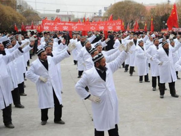https://www.tricitylocalnews.com/wp-content/uploads/2017/12/Chinese-imams-600x450.jpg