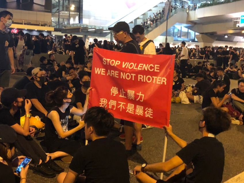 https://www.tricitylocalnews.com/wp-content/uploads/2019/06/protest.jpg